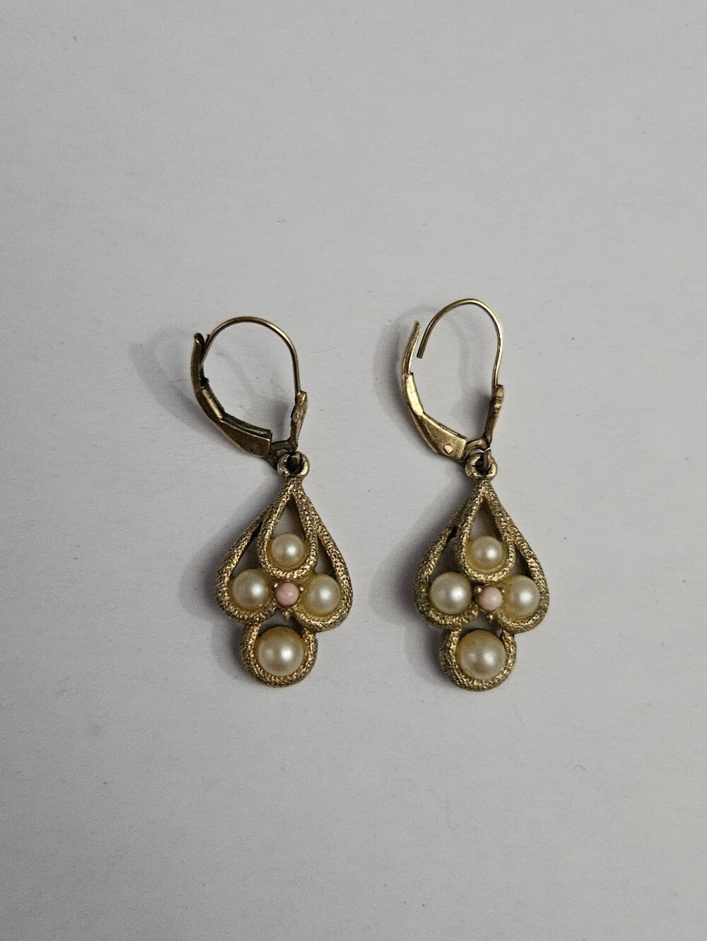 Vintage 1972 Avon Gold-Toned Openwork Tear Drop Dangle Earrings Jewelry Ladies